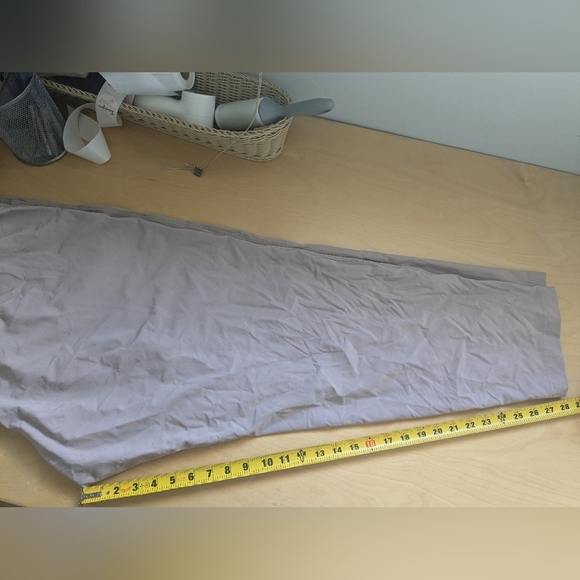 UNDER ARMOUR Fitted Active Pants Size 4XL Beige Color With Pockets - Picture 11 of 11